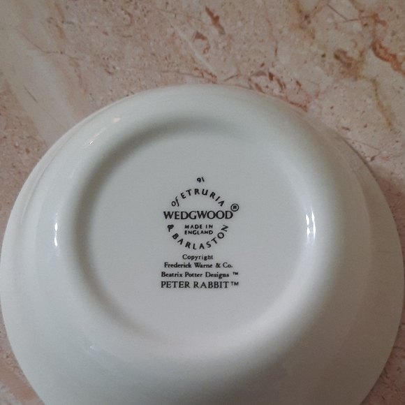 Wedgwood Mrs. Rabbit Bowl - Picture 4 of 5